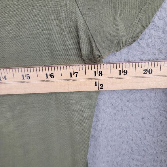 Knit Top Blouse Womens L Green Metallic Studs Scoop Neck  Short Sleeves Light - Picture 10 of 13